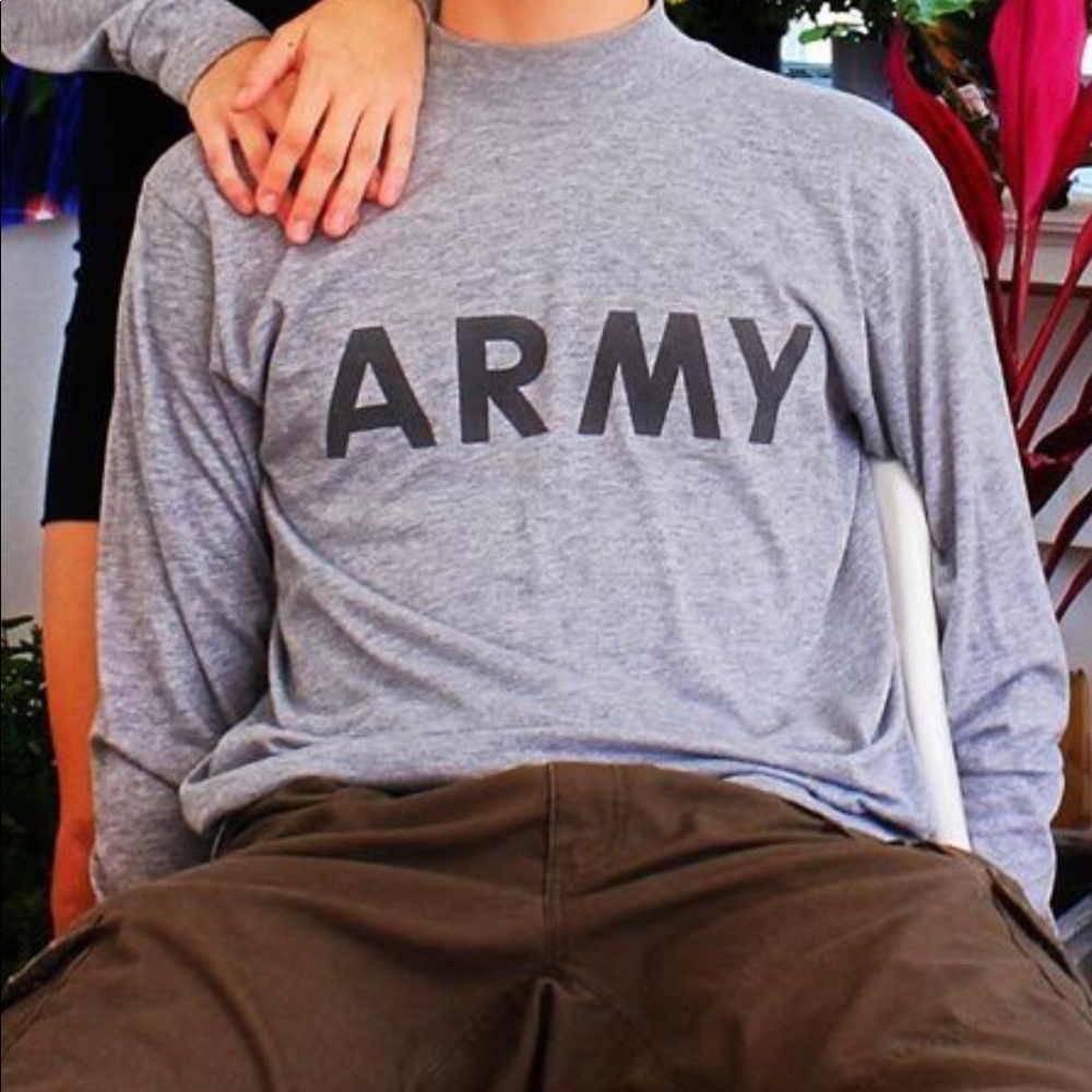 “Army” gray tee